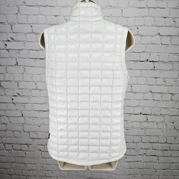 The North Face White Thermoball Eco Lightweight Insulated Full Zip Vest Small - Picture 2 of 16